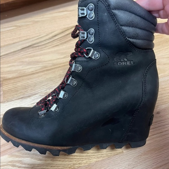 Sorel Conquest Boots - Picture 8 of 12